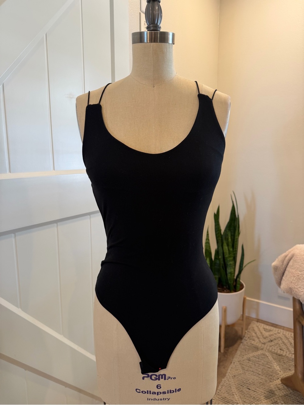 gaze Black Slim Strap Bodysuit